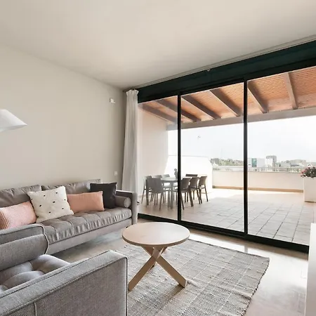 Apartment Ola Living Merce