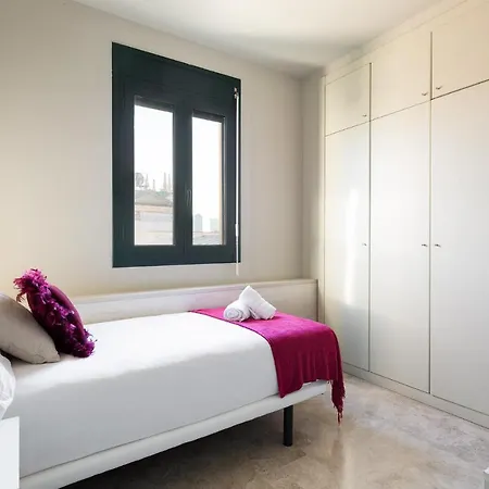 Ola Living Merce Apartment