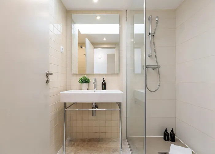 Ola Living Merce アパート