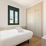 Ola Living Merce דירה